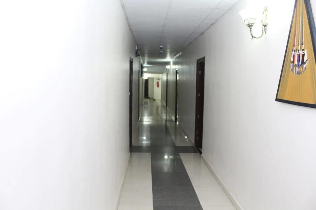 Bluespring Hotel Maryland Екстер'єр фото