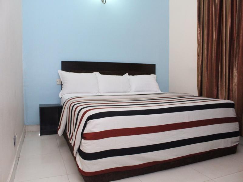Bluespring Hotel Maryland Екстер'єр фото