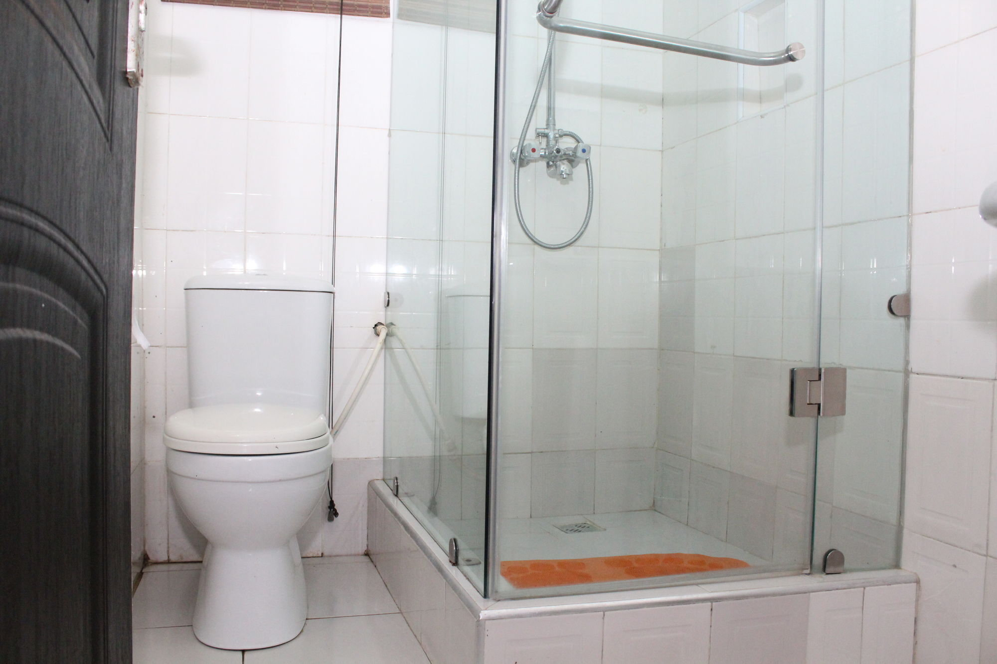 Bluespring Hotel Maryland Екстер'єр фото
